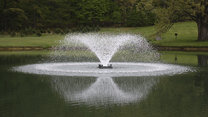 powerhouse aerating fountain displaying the v formation